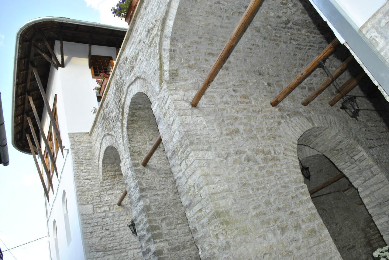 Old Bazaar 1790 Hotel จีโรคาสเตอร์ ภายนอก รูปภาพ